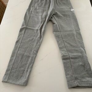 Nike Men’s Light Gray Joggers